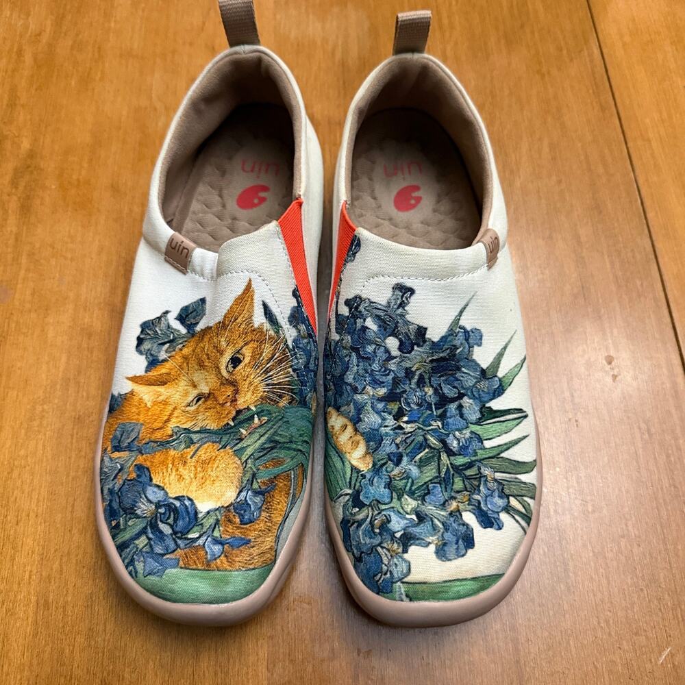 UIN Love Iris' Smell Toledo slip on loafers size 9 Art to wear Van Gogh inspired